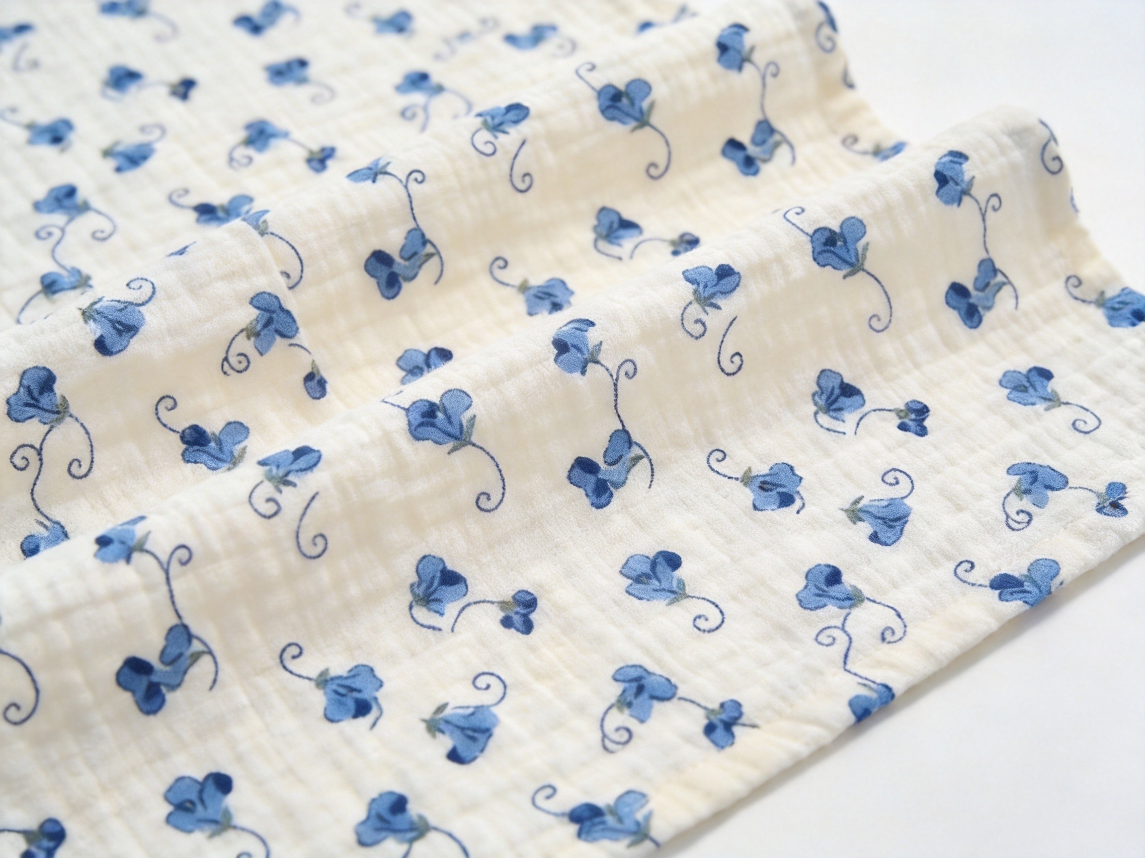 P06 blue