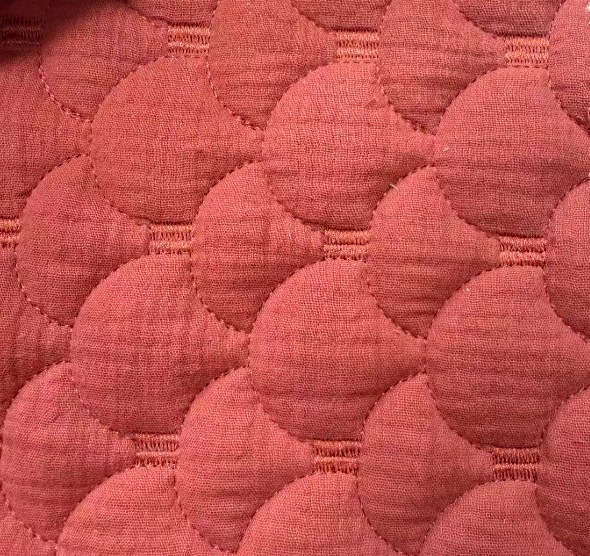 Q-01 orange-red circular quilted cotton fabric